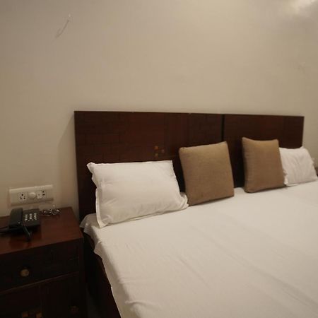 Narmada Vatika Hotel Jabalpur Exterior photo